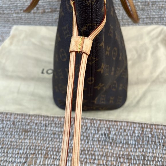 LV Neverfull MM - Beige - Picture 6 of 13